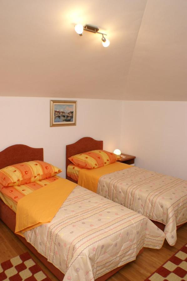 Apartments By The Sea Supetar, Brac - 4274 ภายนอก รูปภาพ